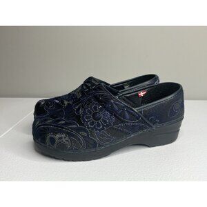 Sanita Danish Clogs Women’s Nursing‎ Shoes Purple Paisley Size 37